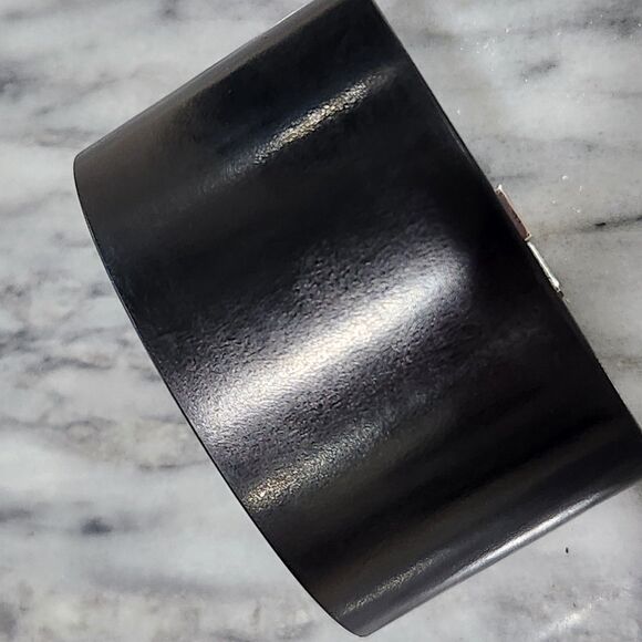 Gucci 925 Silver & Black Leather Cuff Bracelet in Box - Picture 9 of 13
